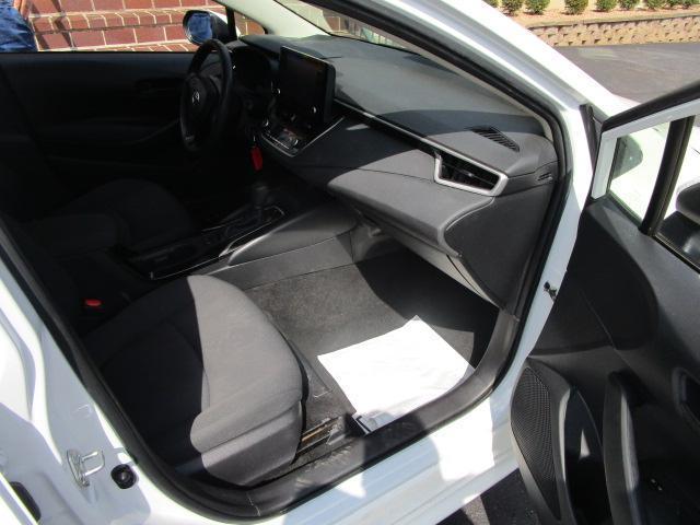 Toyota Corolla LE CVT (Natl) 2022