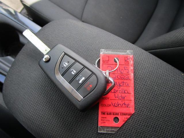 Toyota Corolla LE CVT (Natl) 2022