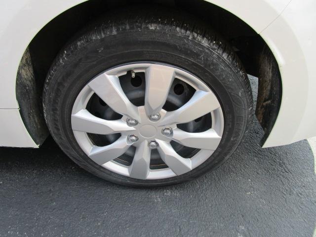 Toyota Corolla LE CVT (Natl) 2022