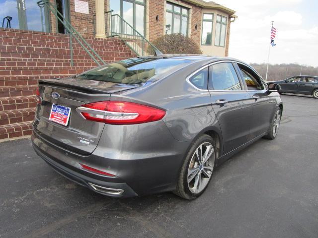 Ford Fusion Titanium FWD 2019