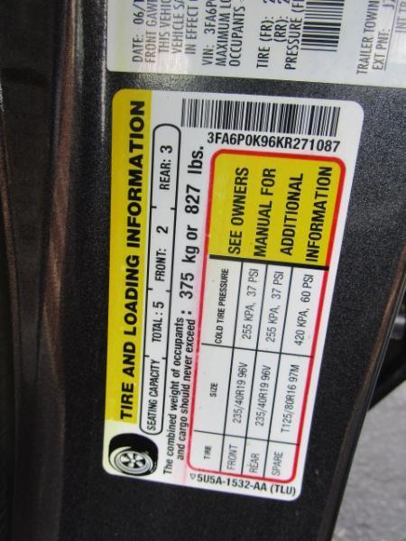 Ford Fusion Titanium FWD 2019