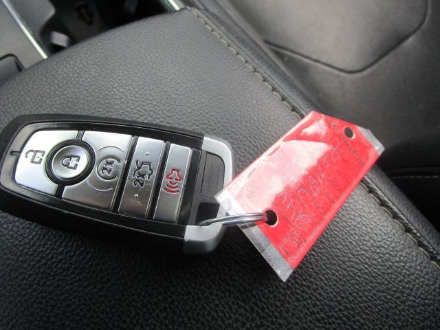 Ford Fusion Titanium FWD 2019