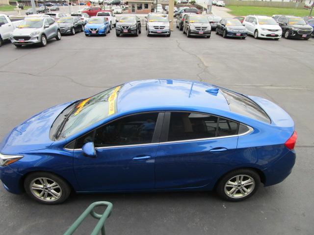 Chevrolet Cruze 4dr Sdn Auto LT 2016