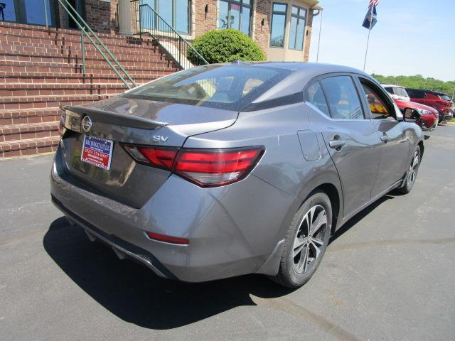 Nissan Sentra SV CVT 2021