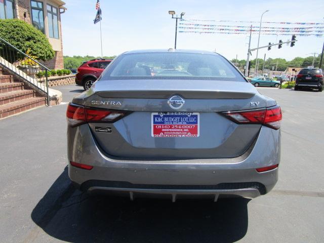 Nissan Sentra SV CVT 2021