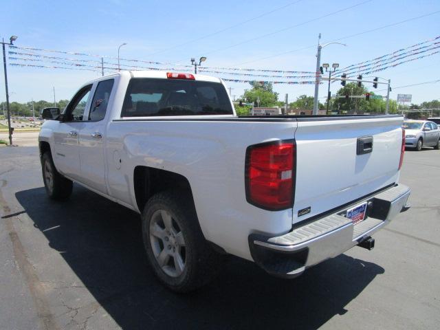 Chevrolet Silverado 1500 4WD Double Cab 143.5" LS 2015