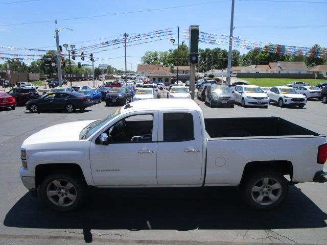 Chevrolet Silverado 1500 4WD Double Cab 143.5" LS 2015