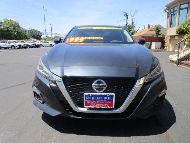 Nissan Altima 2.5 SV Sedan 2022