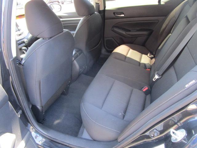 Nissan Altima 2.5 SV Sedan 2022