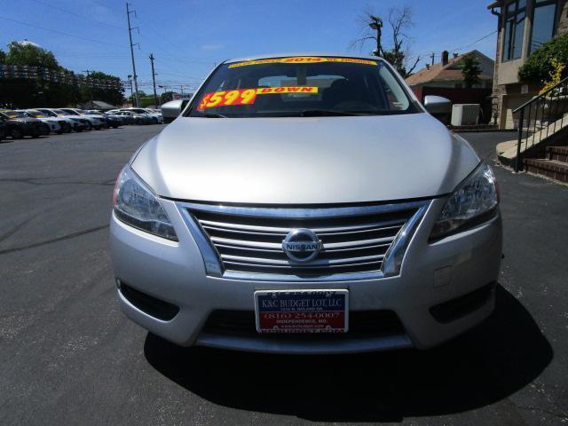 Nissan Sentra 4dr Sdn I4 CVT S 2014