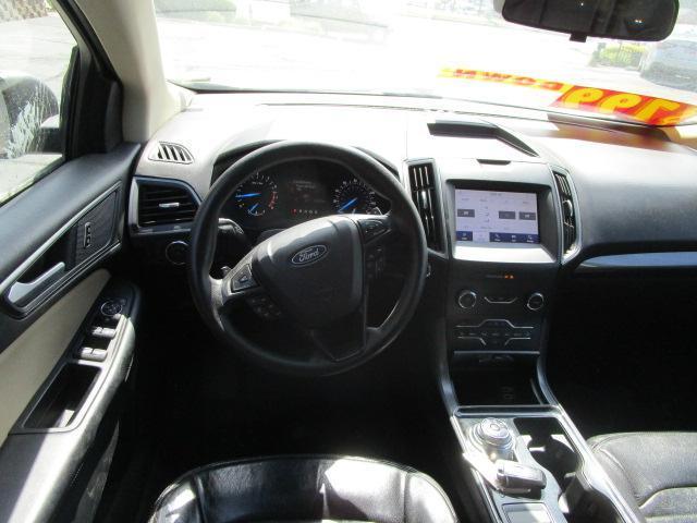 Ford Edge SE AWD 2020