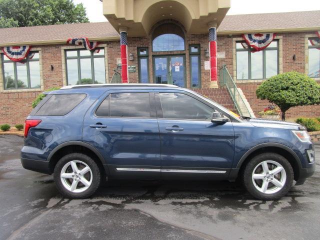 Ford Explorer XLT 4WD 2017