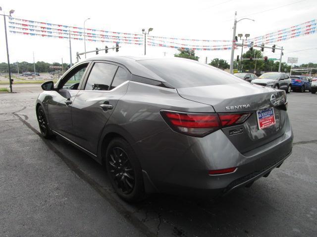 Nissan Sentra S CVT 2021