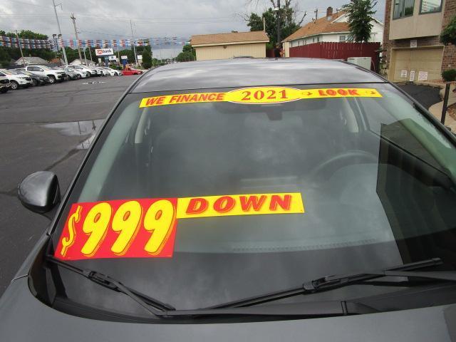Nissan Sentra S CVT 2021
