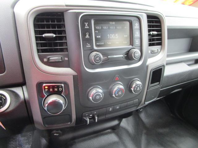 RAM 1500 Classic Tradesman 4x2 Crew Cab 5'7" Box 2020