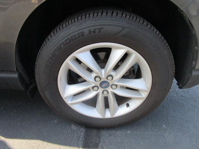 Ford Edge SEL FWD 2017