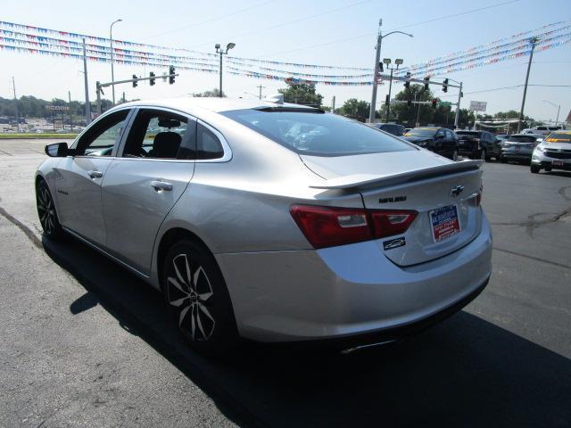 Chevrolet Malibu 4dr Sdn RS 2020