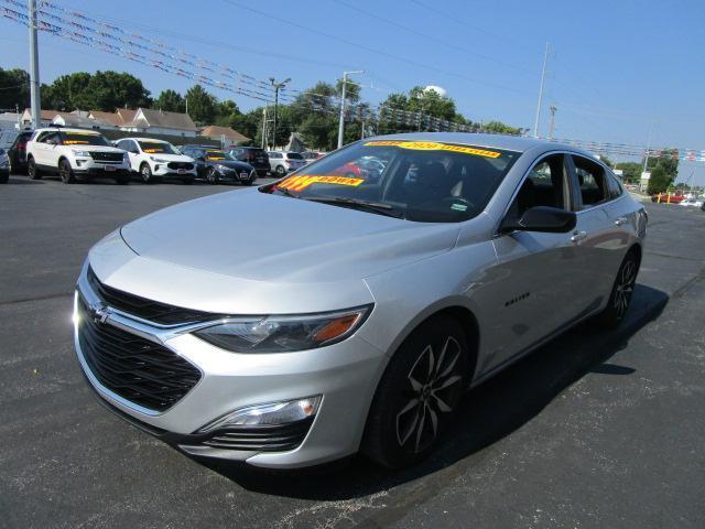 Chevrolet Malibu 4dr Sdn RS 2020