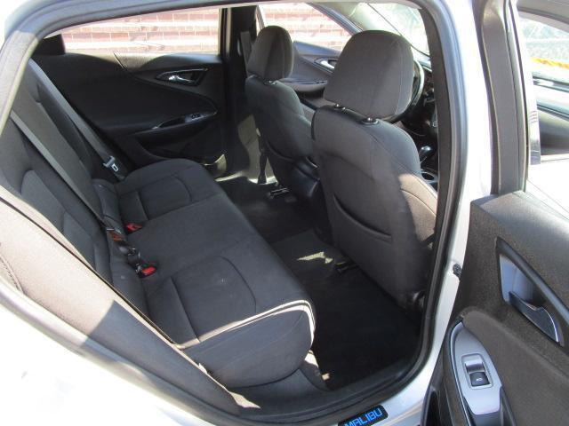 Chevrolet Malibu 4dr Sdn RS 2020