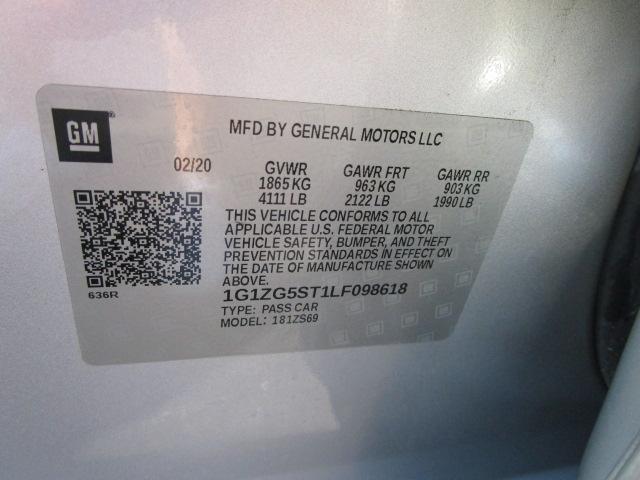 Chevrolet Malibu 4dr Sdn RS 2020