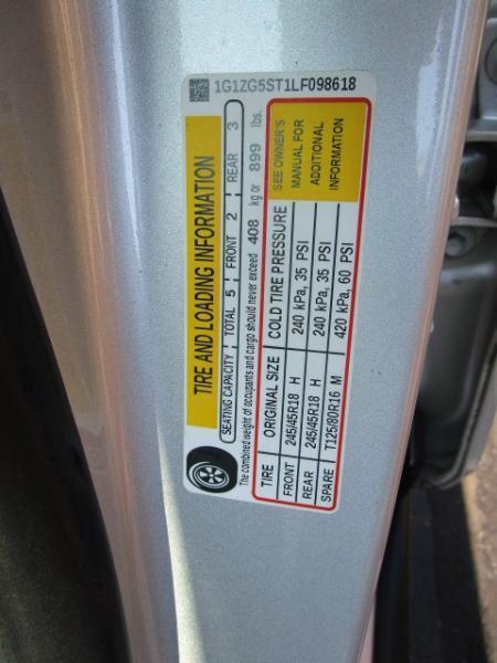 Chevrolet Malibu 4dr Sdn RS 2020