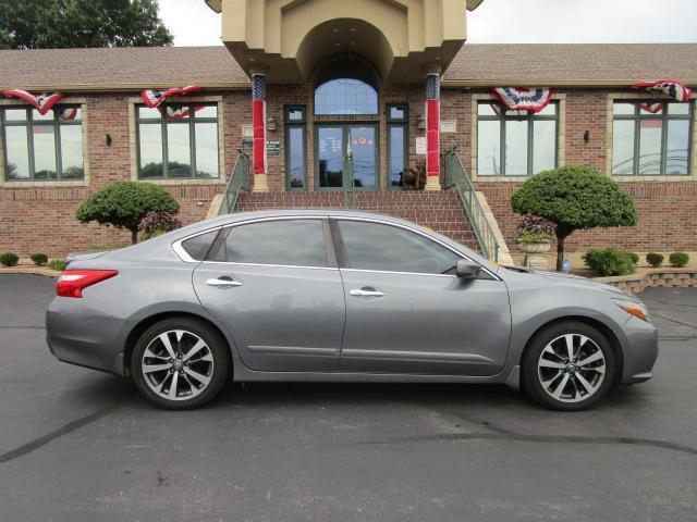 Nissan Altima 4dr Sdn I4 2.5 SR 2016