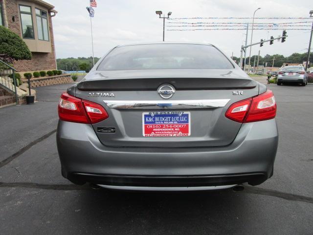 Nissan Altima 4dr Sdn I4 2.5 SR 2016