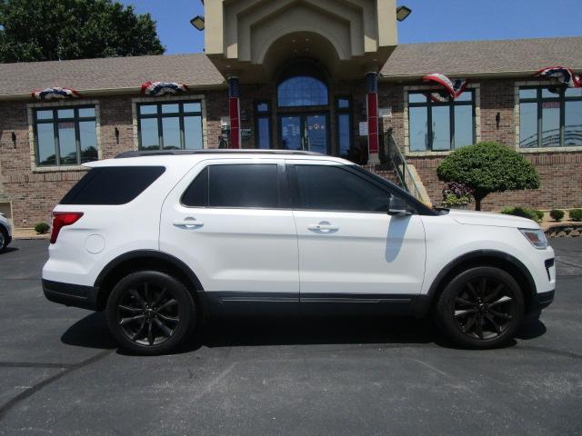Ford Explorer XLT 4WD 2018