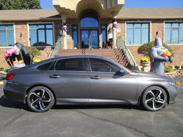 Honda Accord Sedan Sport 1.5T CVT 2019