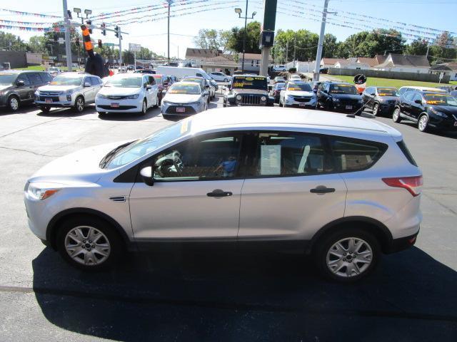 Ford Escape FWD 4dr S 2016