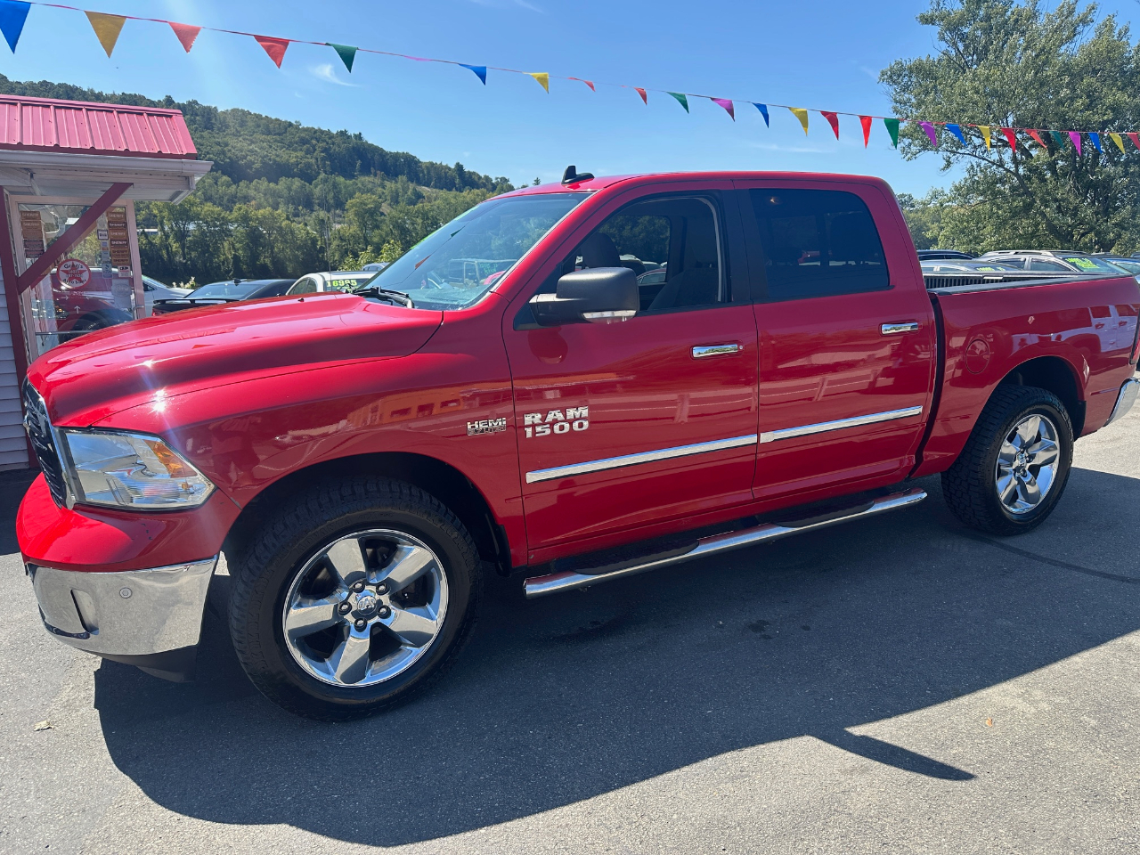 RAM 1500 4WD Crew Cab 140.5" Big Horn 2016 RAM 1500 4WD Crew Cab 140.5" Big Horn 2016
