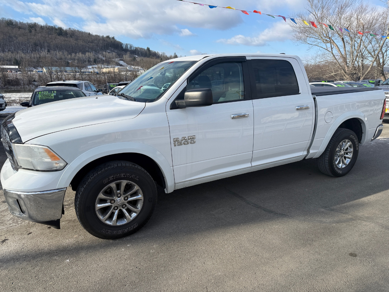 RAM 1500 4WD Crew Cab 140.5" Big Horn 2014