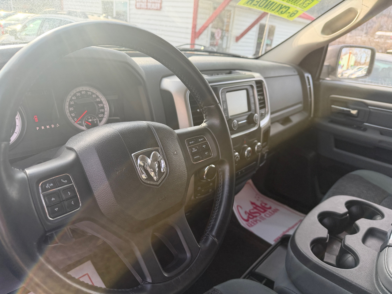 RAM 1500 4WD Crew Cab 140.5" Big Horn 2014