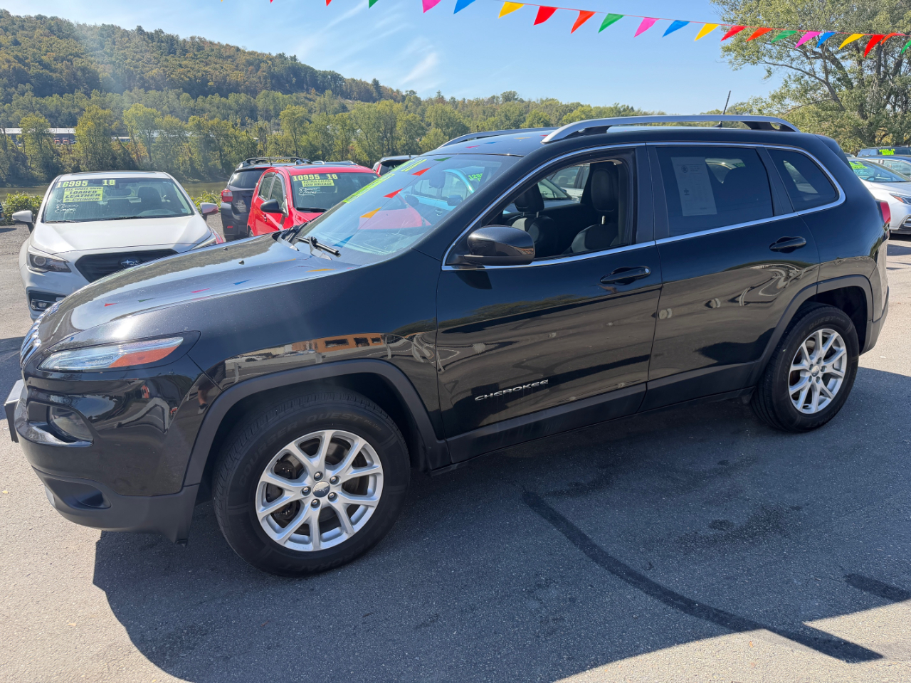 2018 Jeep Cherokee Latitude photo 3