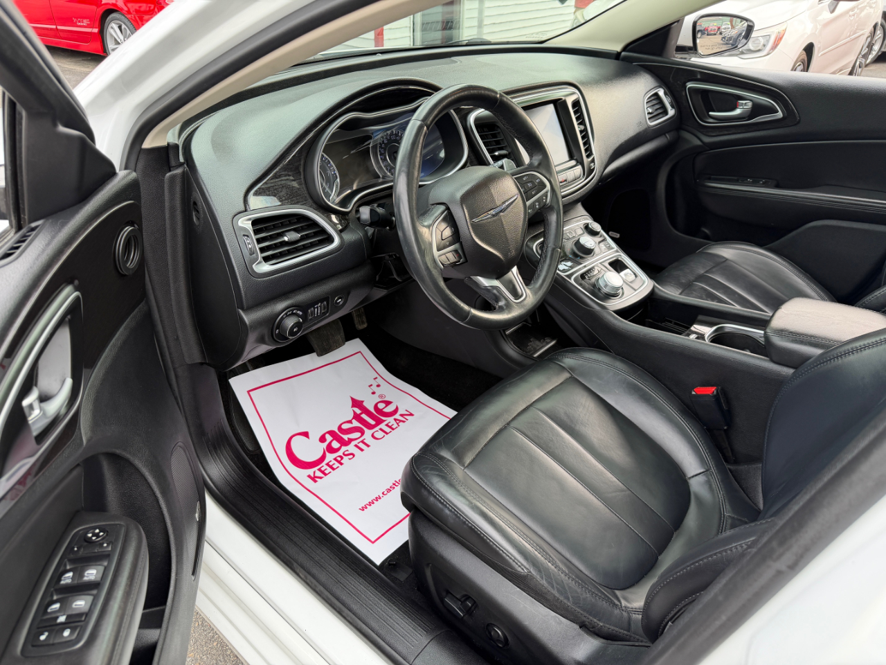 2016 Chrysler 200 C photo 5