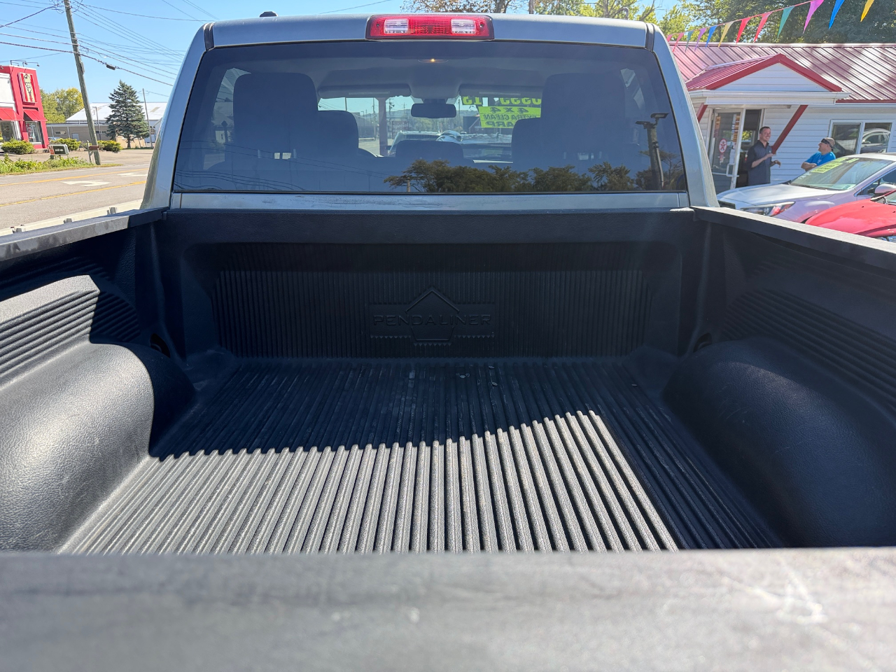 2013 Ram 1500 Express photo 10