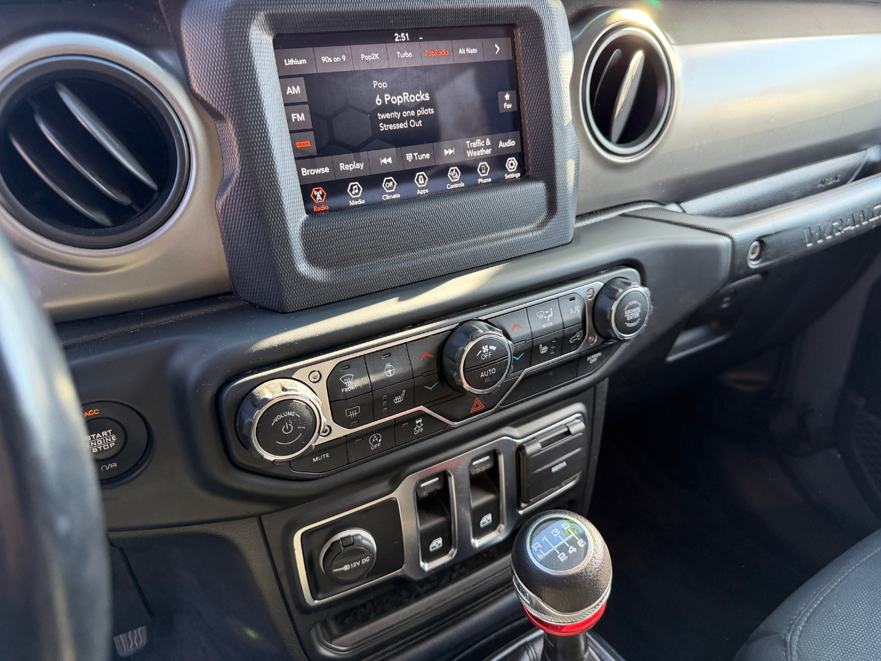 Jeep Wrangler 4WD 2dr Willys Wheeler 2020 Jeep Wrangler 4WD 2dr Willys Wheeler 2020