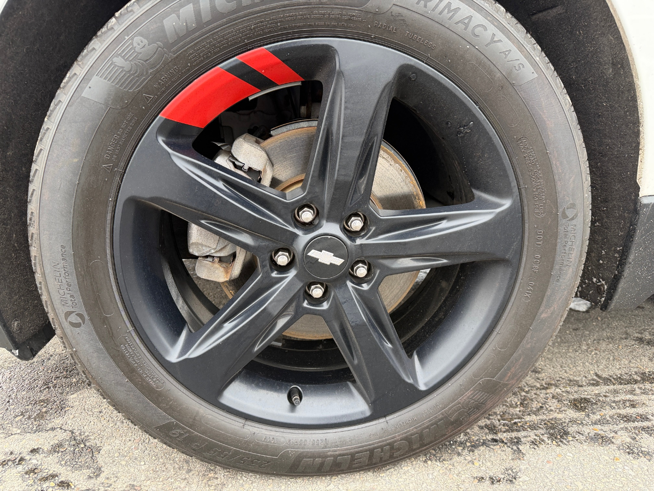 2019 Chevrolet Equinox photo 3