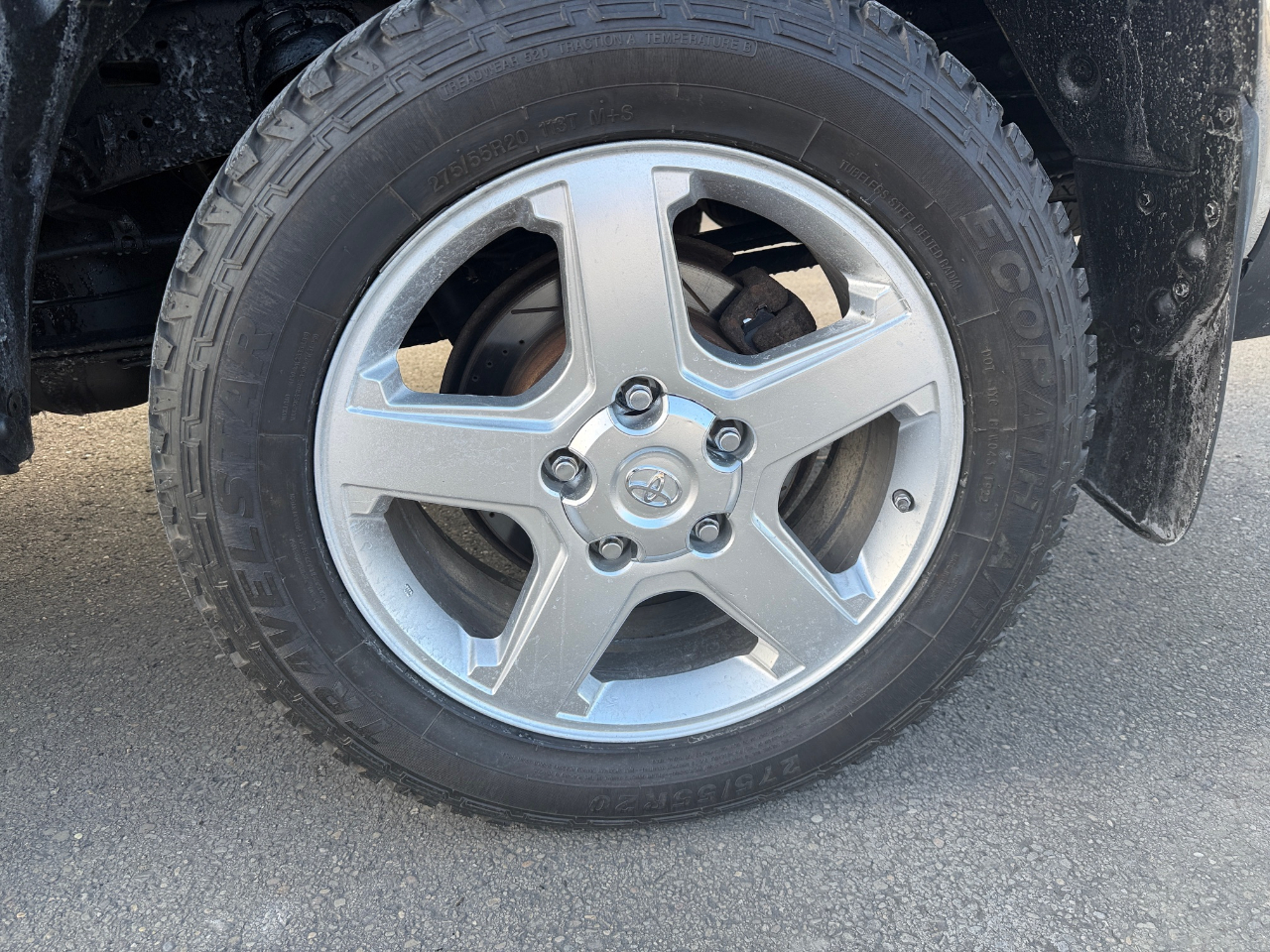 2013 Toyota Tundra CrewMax SR5 photo 4