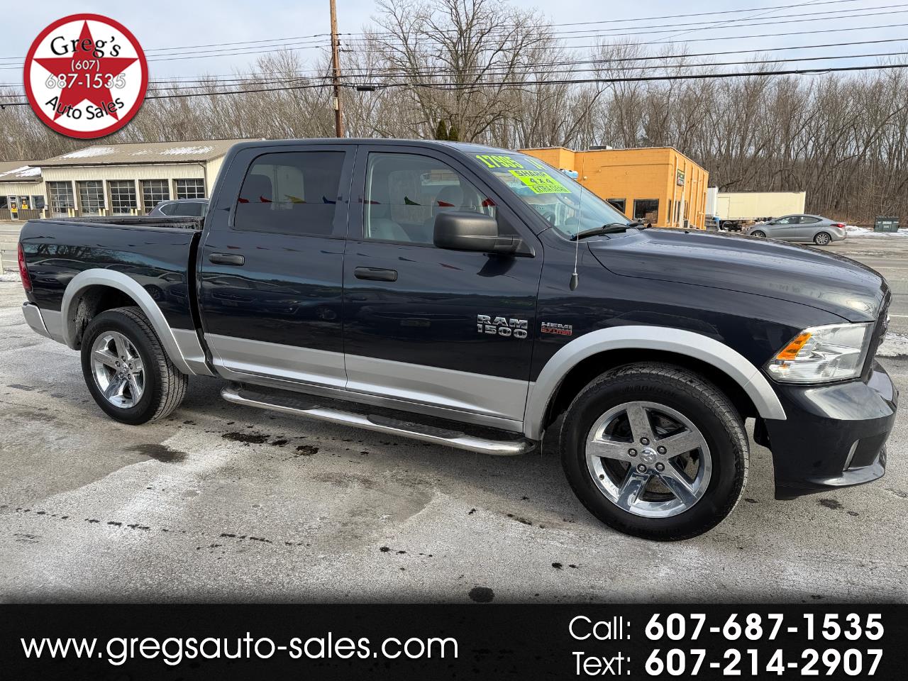 2014 RAM 1500 4WD Crew Cab 140.5" Express