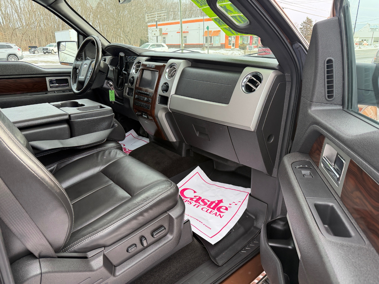 Ford F-150 4WD SuperCrew 145" Lariat 2012