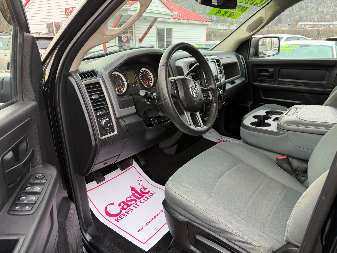 RAM 1500 4WD Quad Cab 140.5" Express 2014