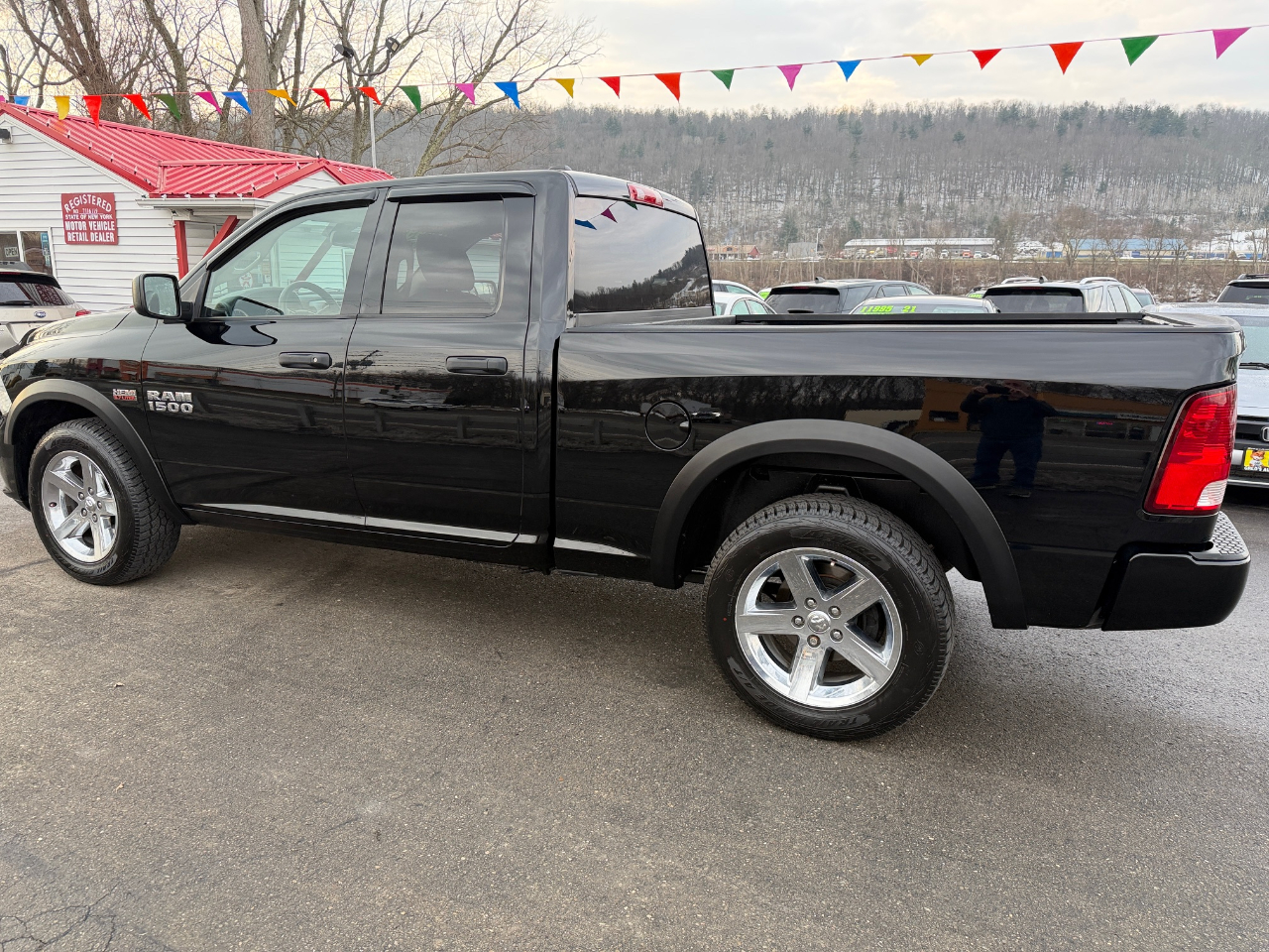 RAM 1500 4WD Quad Cab 140.5" Express 2014