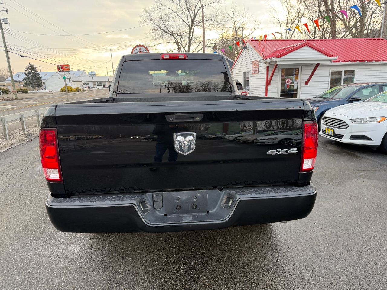 RAM 1500 4WD Quad Cab 140.5" Express 2014