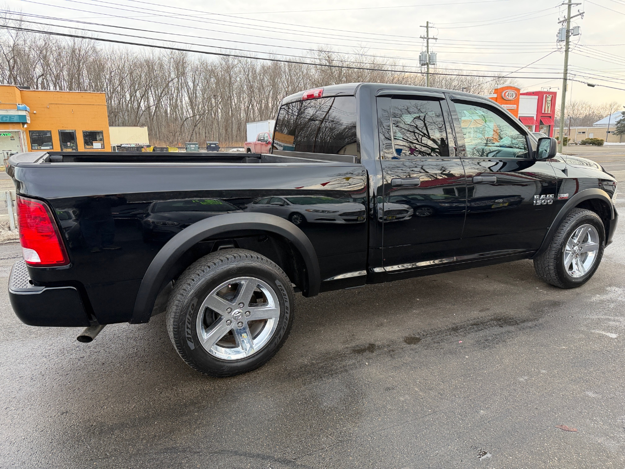 RAM 1500 4WD Quad Cab 140.5" Express 2014