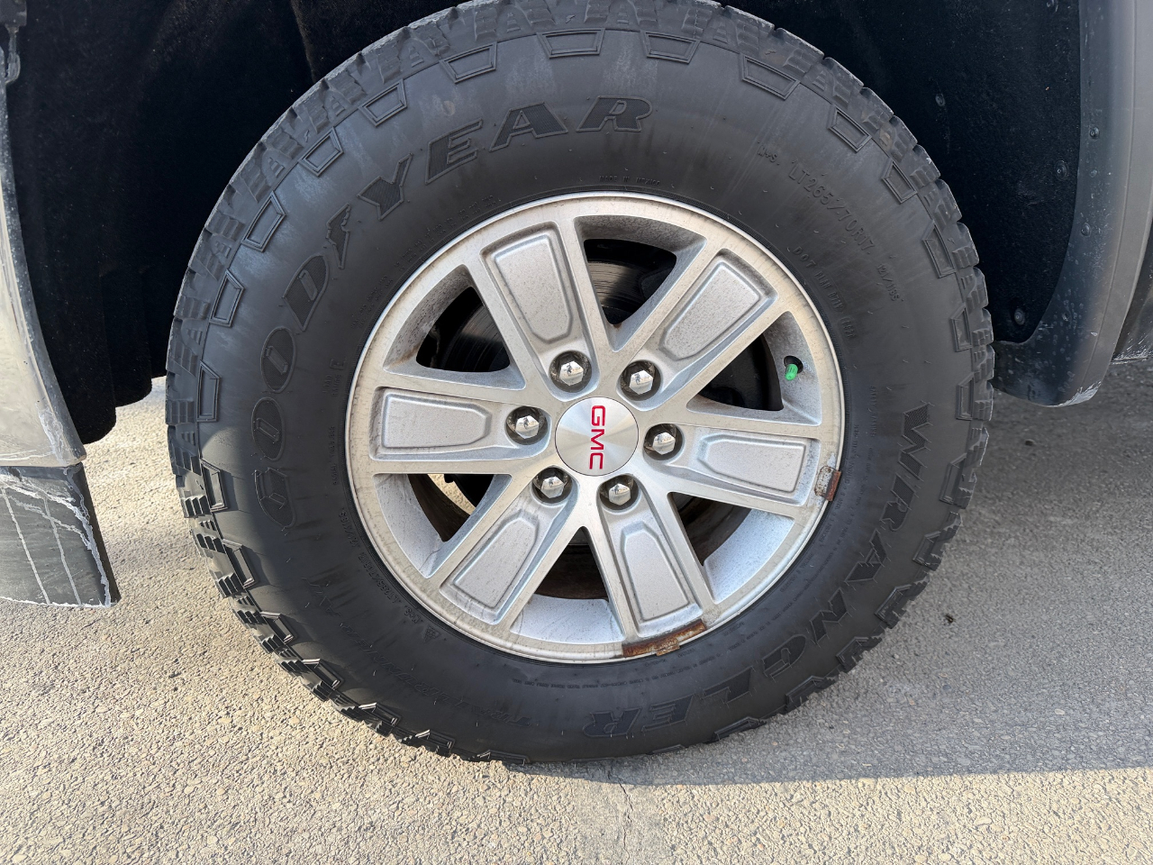 GMC Sierra 1500 4WD Double Cab 143.5" SLE 2016