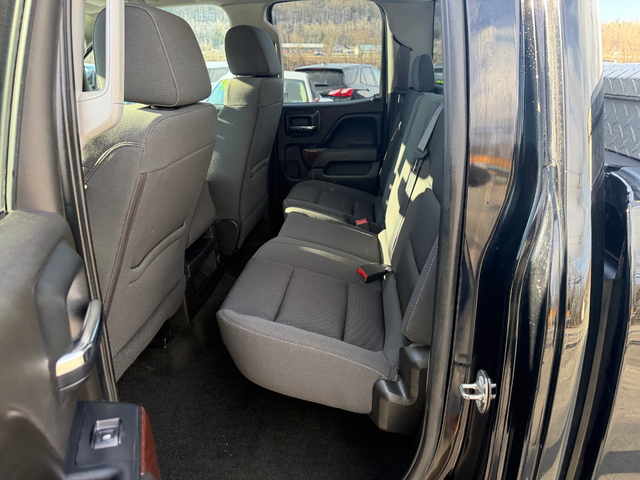 GMC Sierra 1500 4WD Double Cab 143.5" SLE 2016