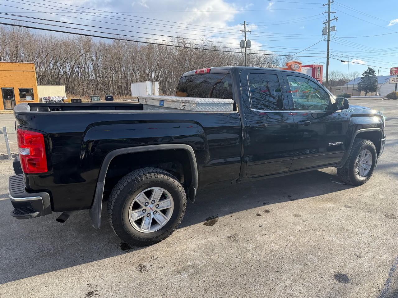 GMC Sierra 1500 4WD Double Cab 143.5" SLE 2016