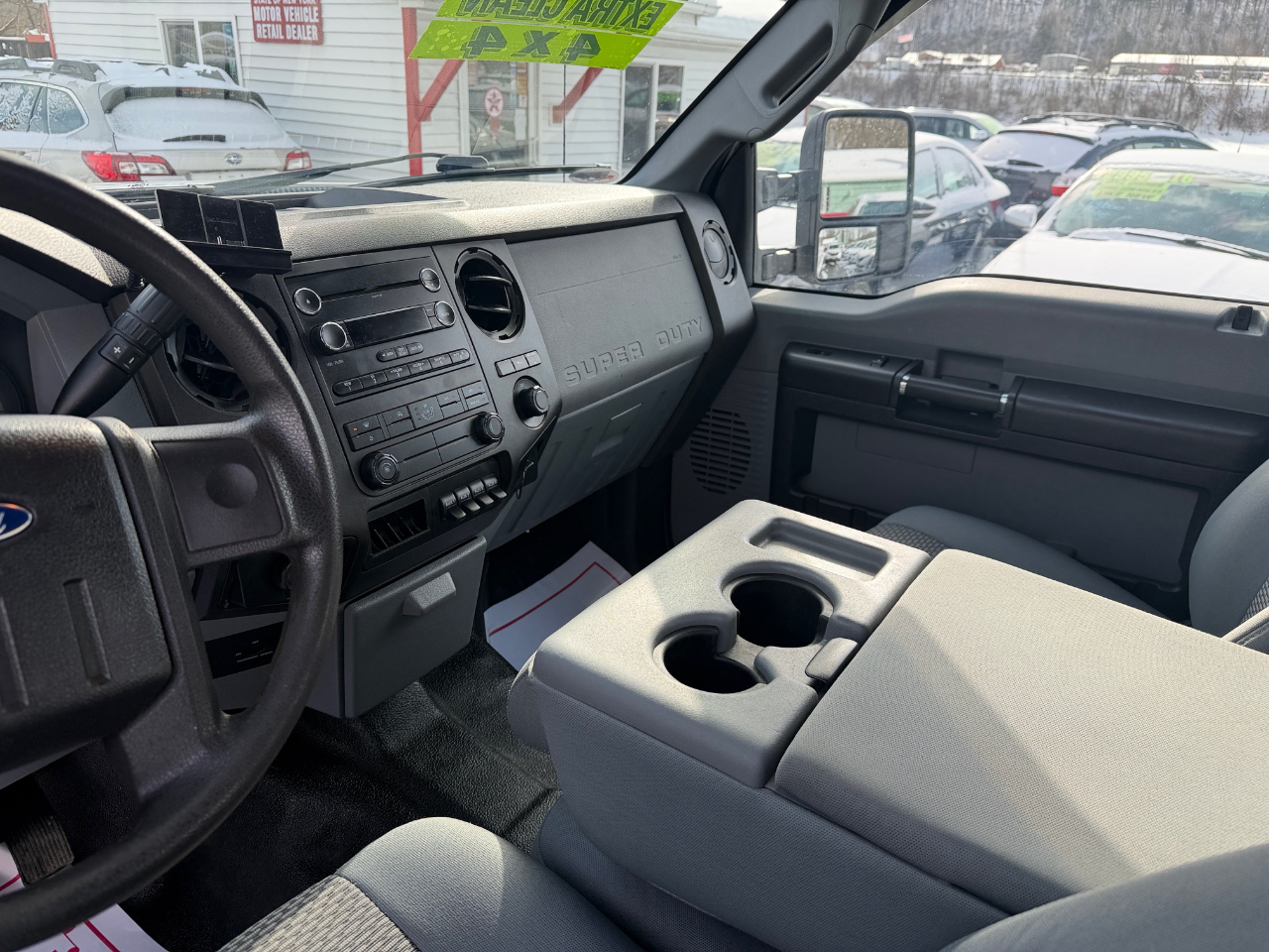 Ford Super Duty F-250 SRW 4WD SuperCab 142" XL 2016