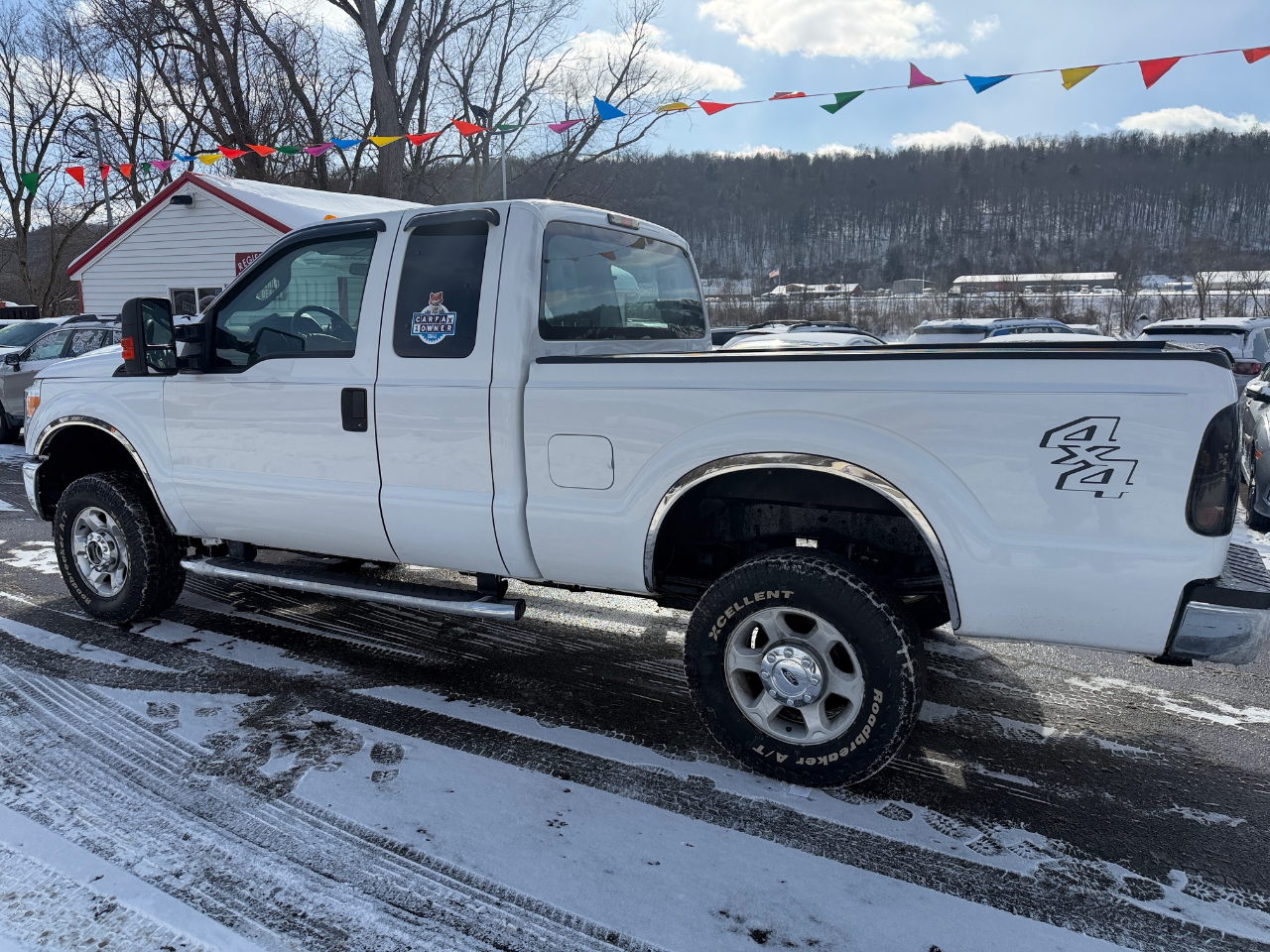 Ford Super Duty F-250 SRW 4WD SuperCab 142" XL 2016